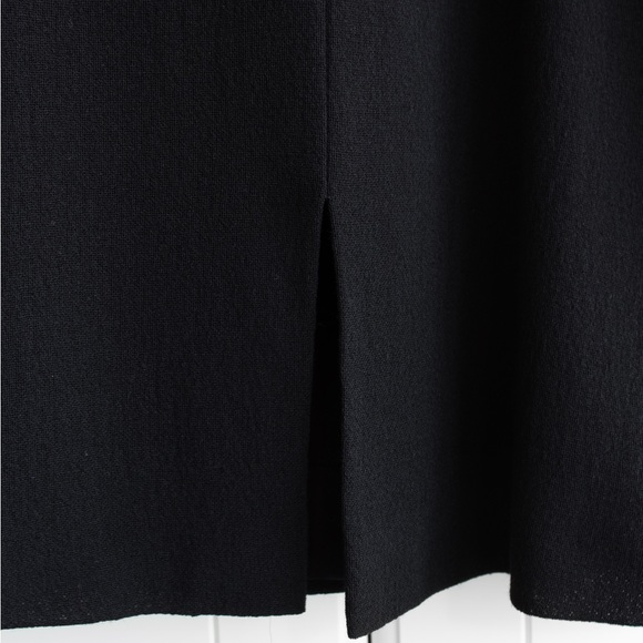 Iconic Chanel Vintage S/S 1995 Barbie Cropped Red Black 95P Jacket Skirt Suit - Picture 16 of 17